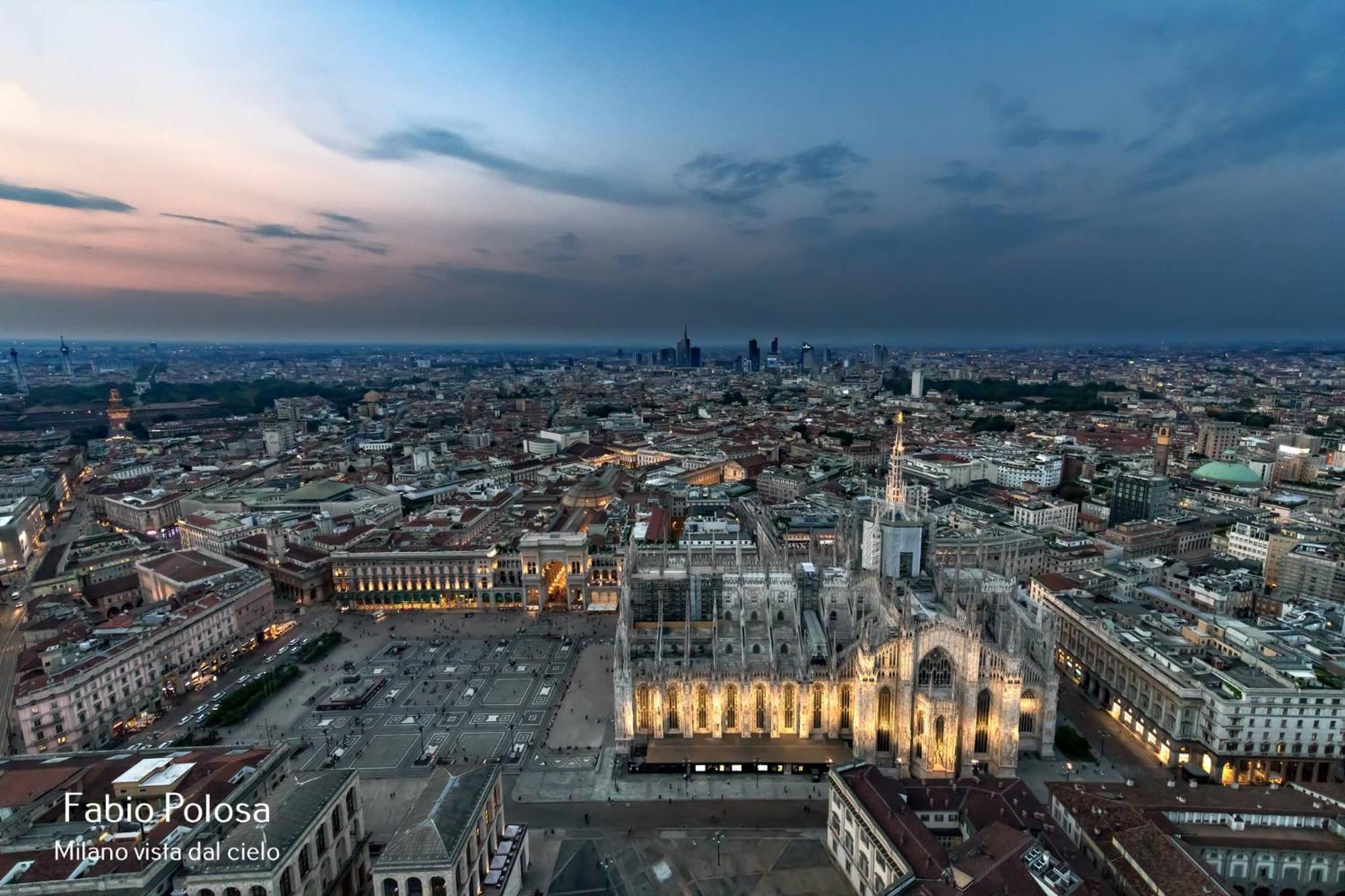 Duomo-Montenapoleone-Occasione!- Centralissimo ميلان المظهر الخارجي الصورة